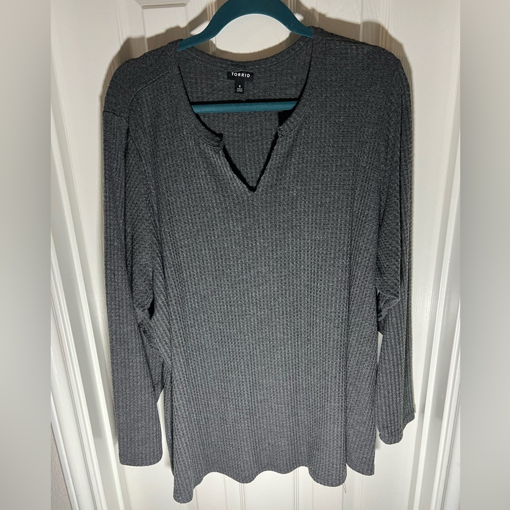 Torrid sweat shirt size 4 (XXXXL)